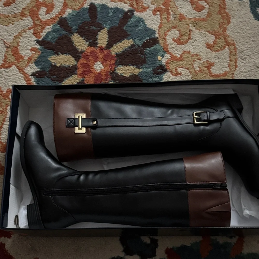 Karen Scott Two-Tone Over the Knee Boots - Picture 2 of 6